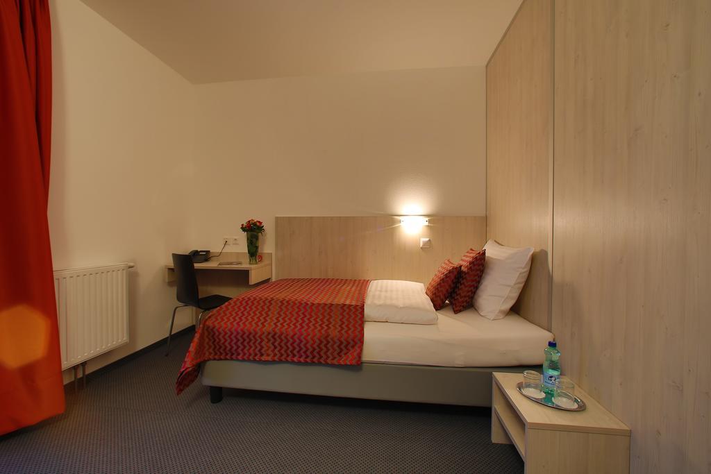 Best Sleep Hotel Spielberg Bei Knittelfeld Rum bild
